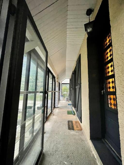 Bel Appartement Dans Residence Cheminee /Jardin ลูซ-แซ็ง-โซเวอร์ ภายนอก รูปภาพ
