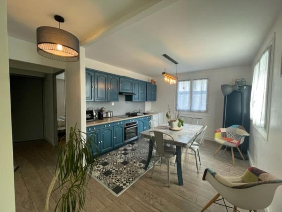 Bel Appartement Dans Residence Cheminee /Jardin ลูซ-แซ็ง-โซเวอร์ ภายนอก รูปภาพ