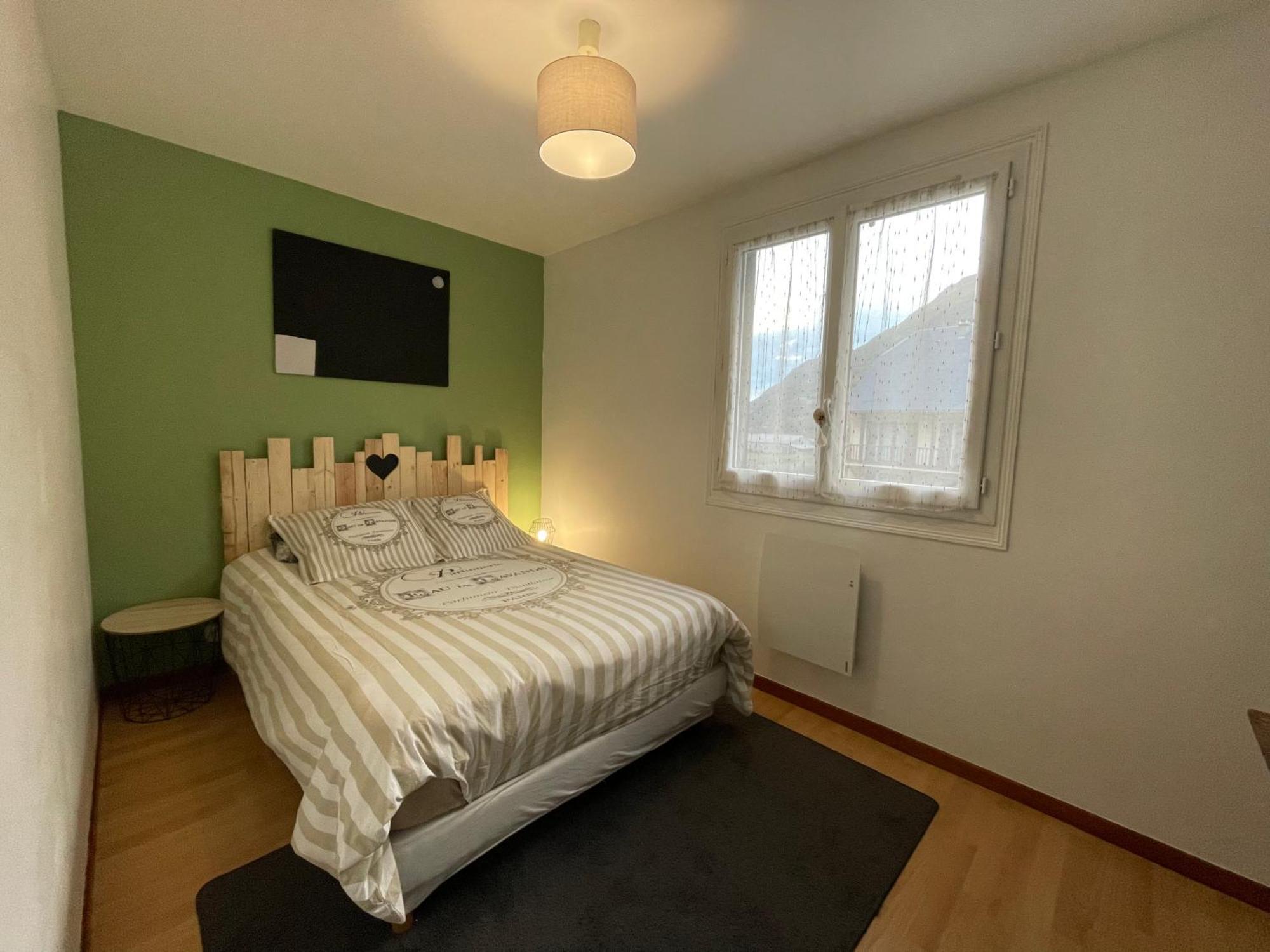 Bel Appartement Dans Residence Cheminee /Jardin ลูซ-แซ็ง-โซเวอร์ ภายนอก รูปภาพ