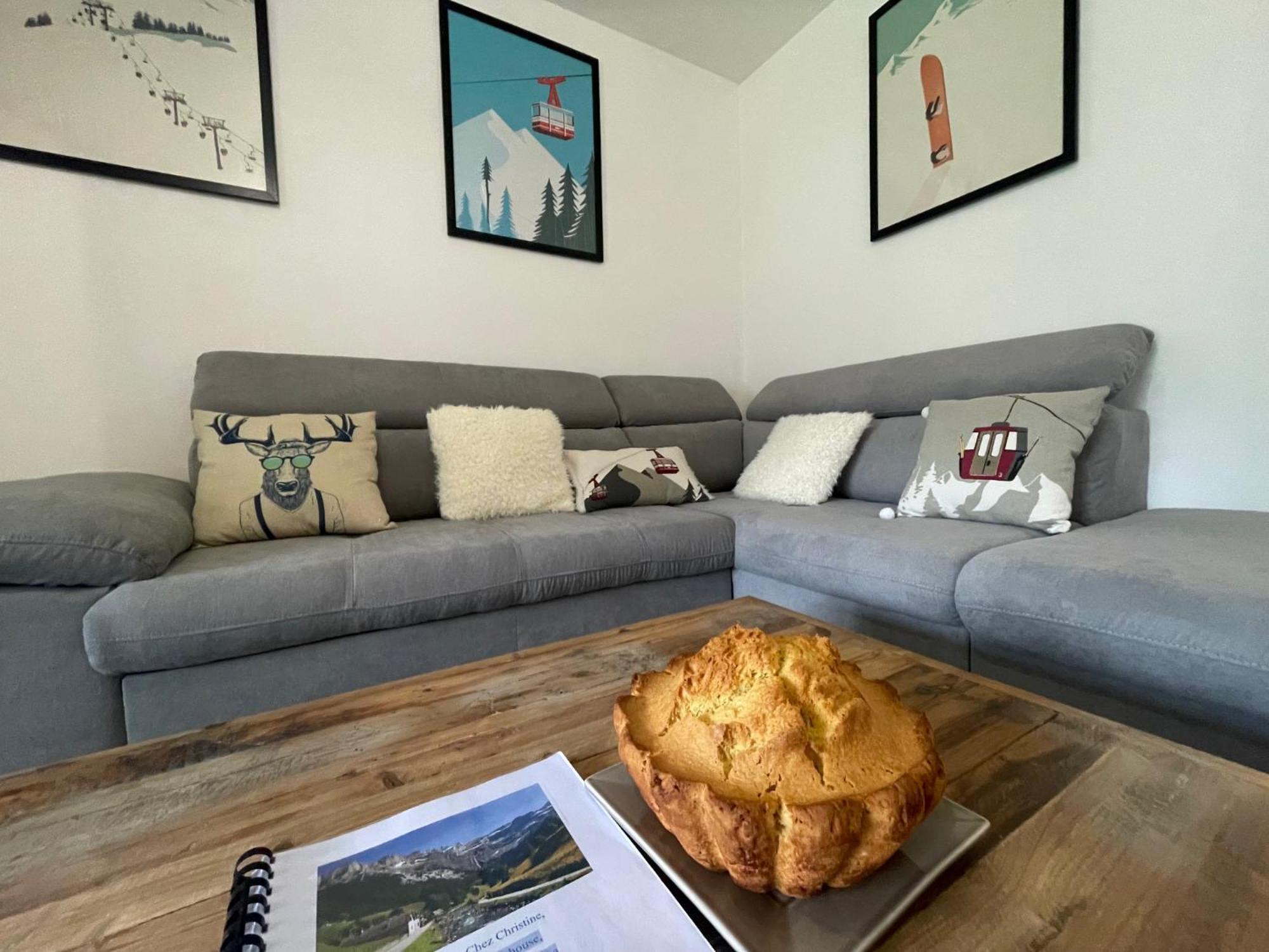 Bel Appartement Dans Residence Cheminee /Jardin ลูซ-แซ็ง-โซเวอร์ ภายนอก รูปภาพ